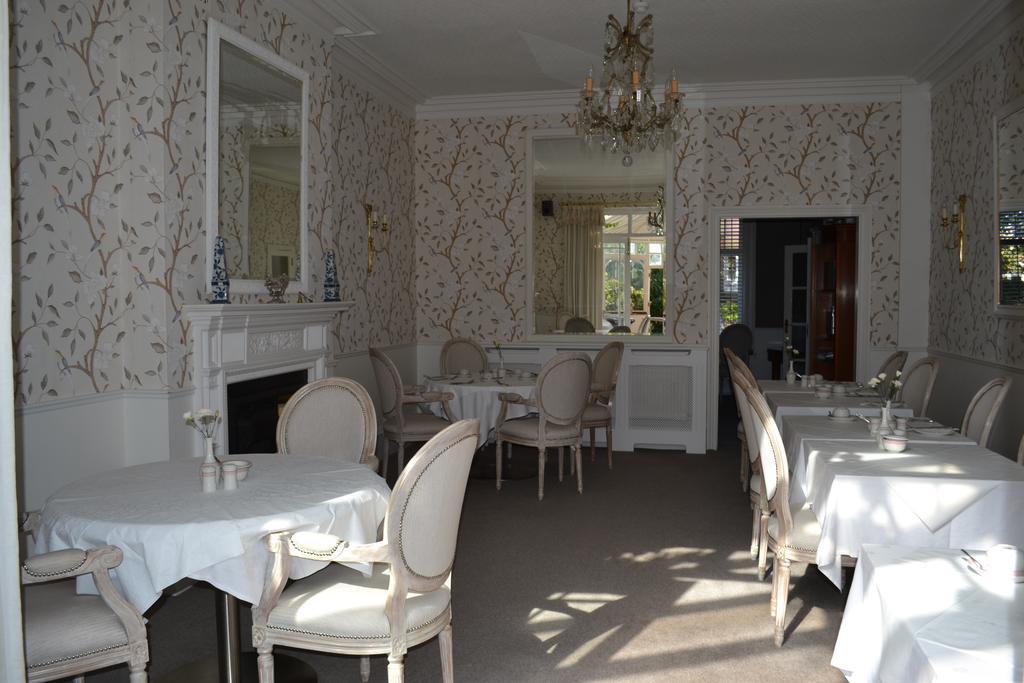 Cranleigh Hotel Reigate Exterior foto